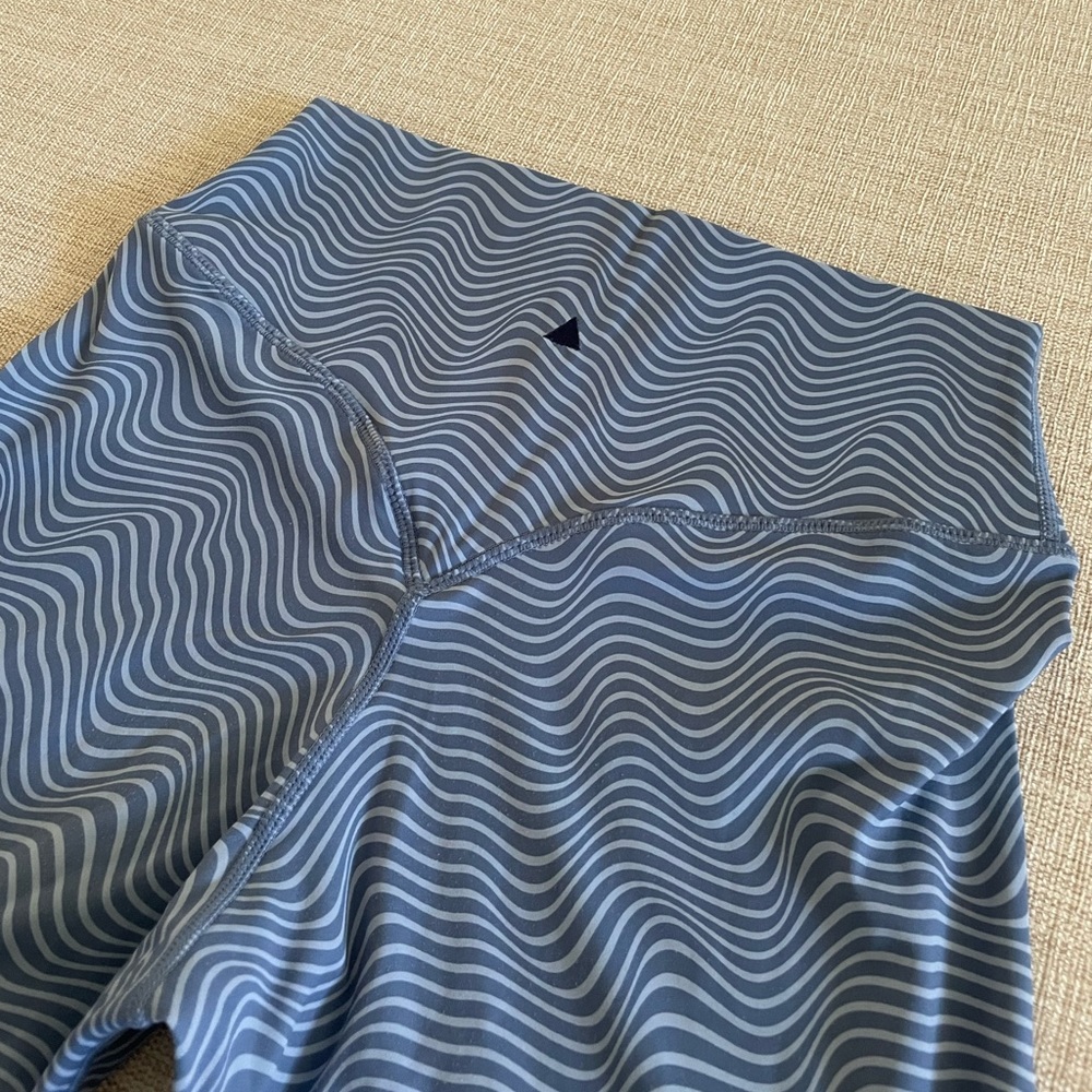 Balance Athletica Blue Wave Pattern Leggings